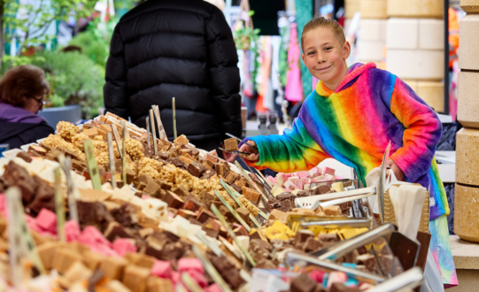 Artisan and Craft Fayre at Lakeside Village Outlet Shopping.